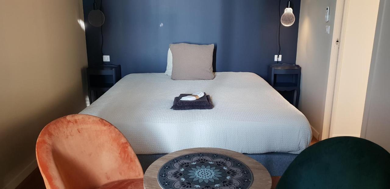 Le Domaine De Dony Villa Balbins Екстериор снимка