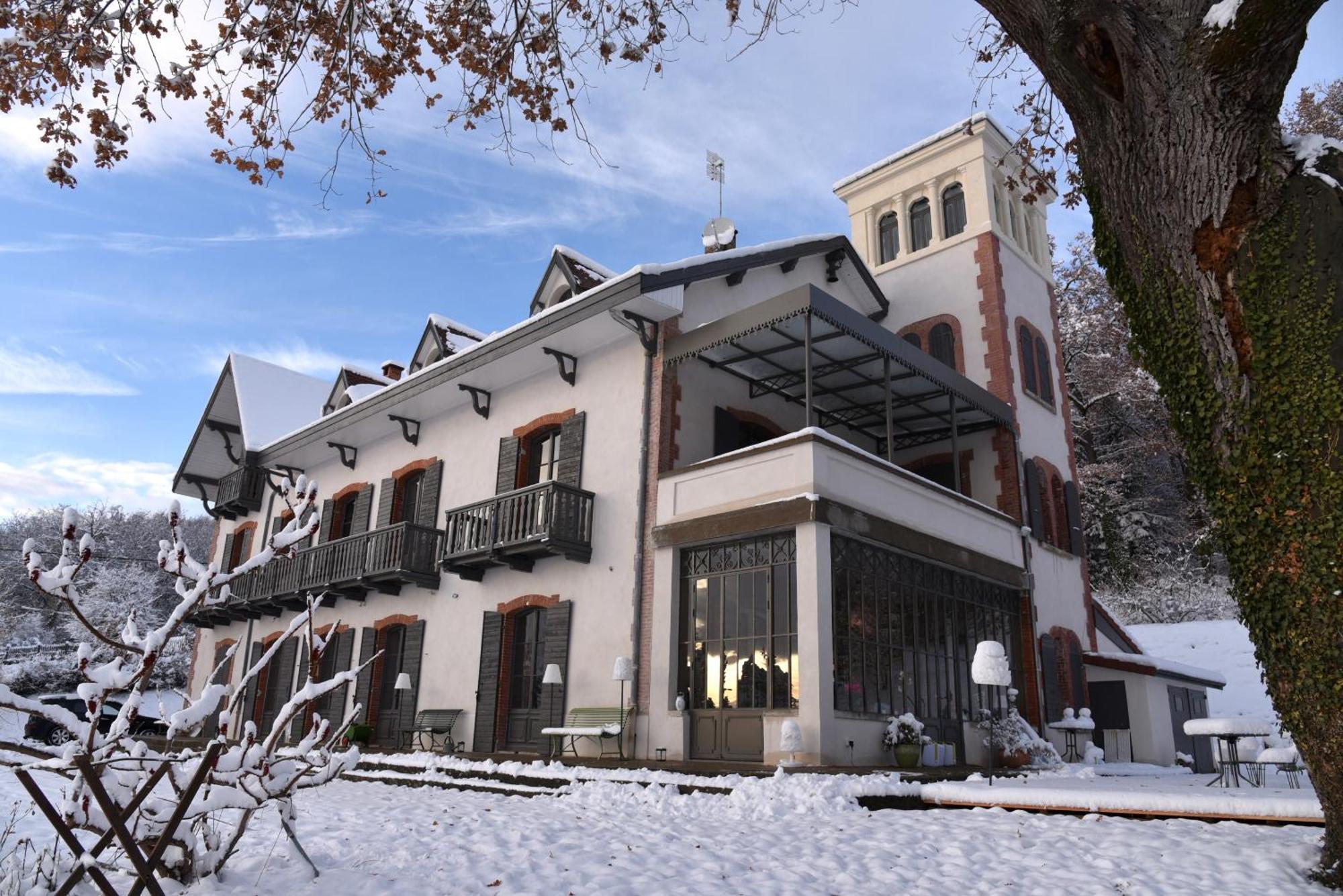 Le Domaine De Dony Villa Balbins Екстериор снимка